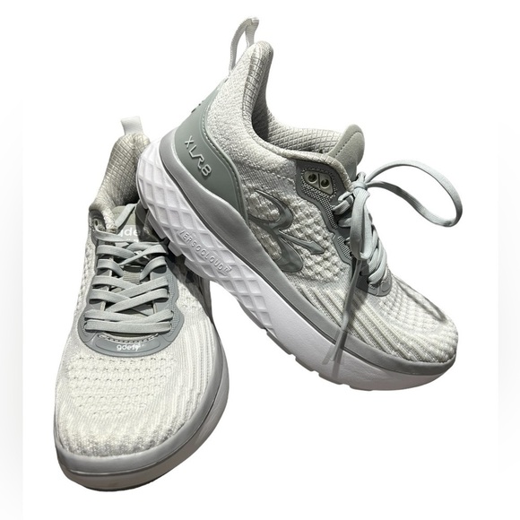 gdefy Shoes - GDEFY XLR8 Run Verso Cloud in Women’s Size 6. Excellent Unused Condition